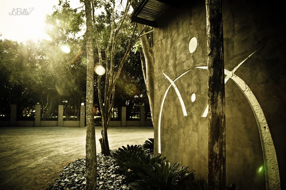 Emdoneni Lodge Hluhluwe Exterior foto
